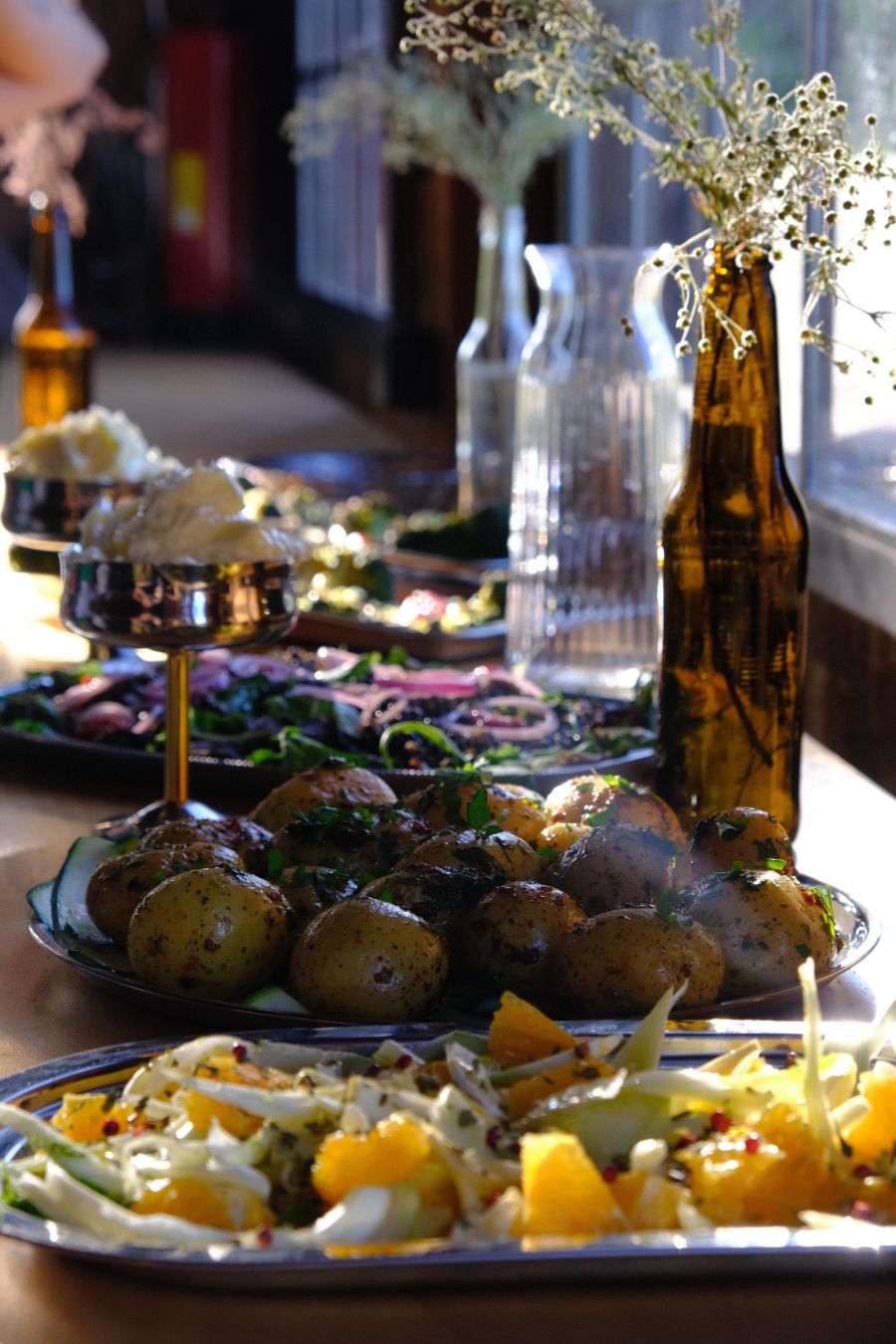 Long Table Dining Club